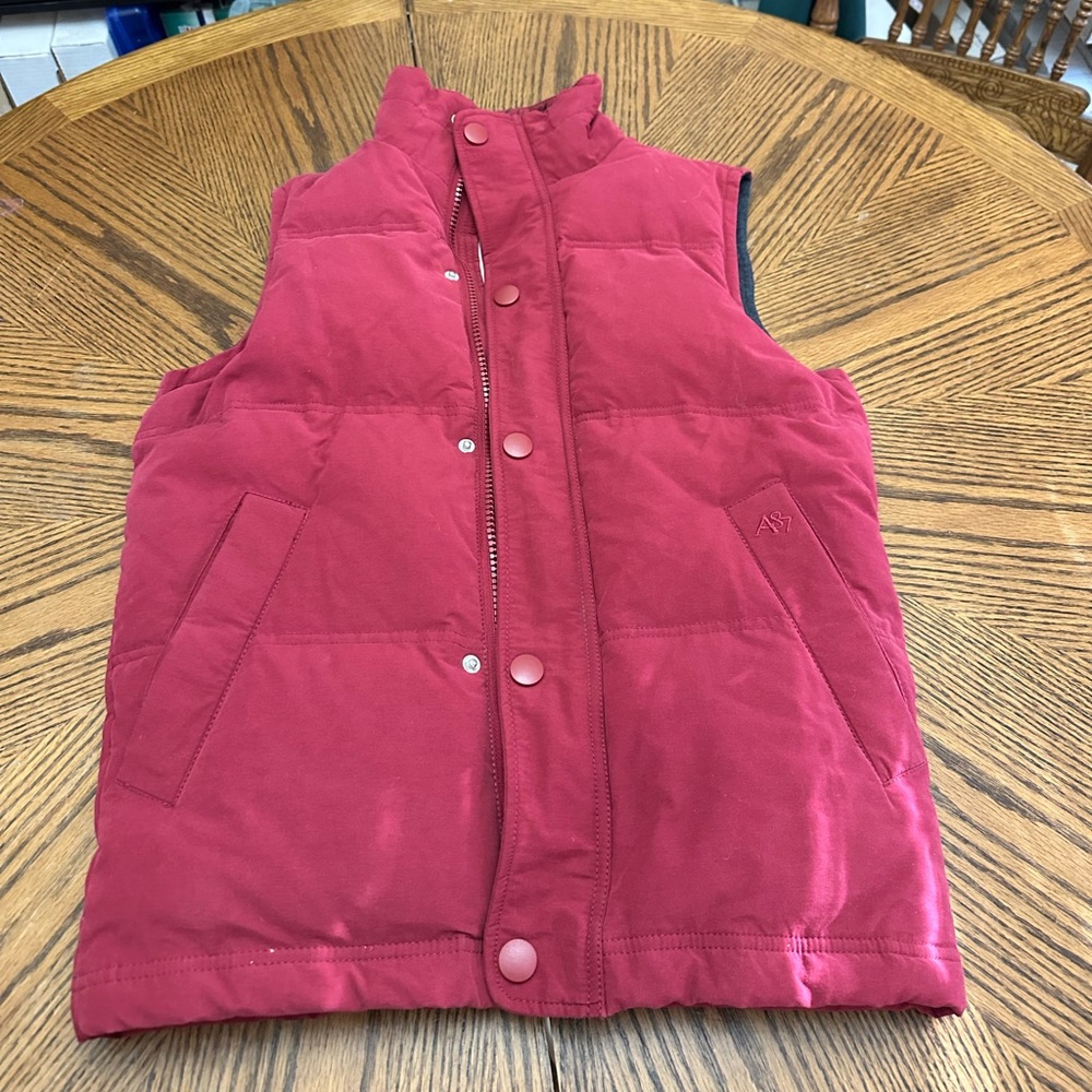Red Aeropostale Vest